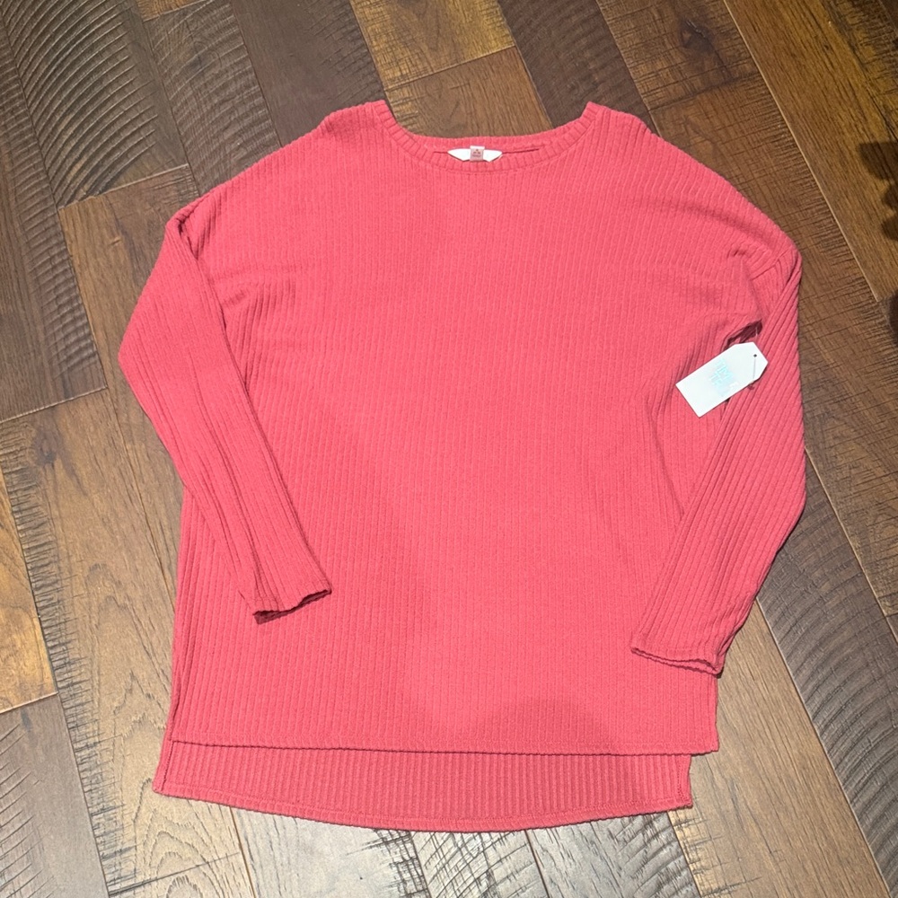 Time and Tru high low ribbed tunic
